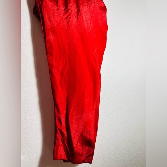 This is Brand new dress never used - Picture 4 of 4